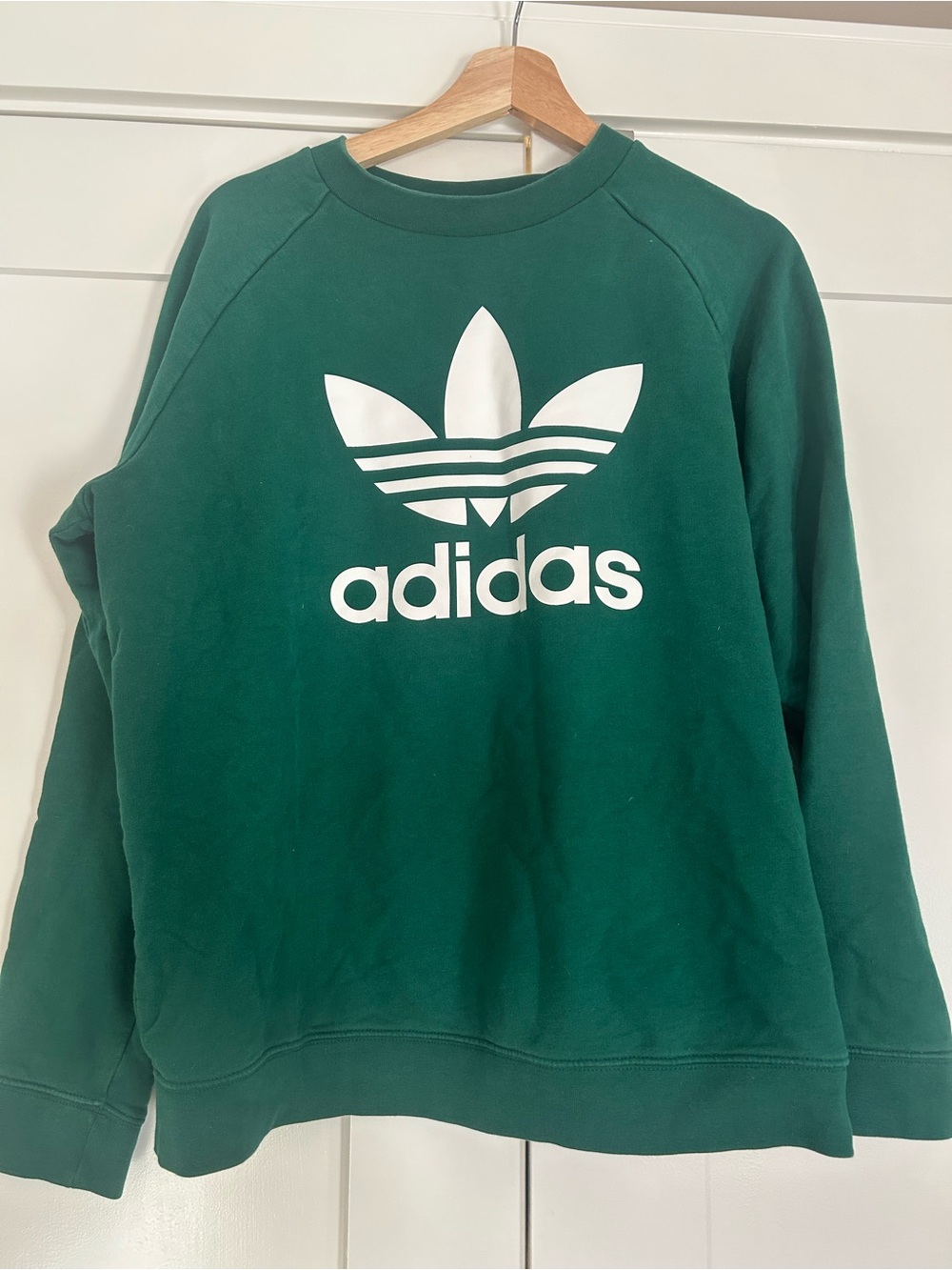 adidas Women’s XL Green Crewneck Sweatshirt